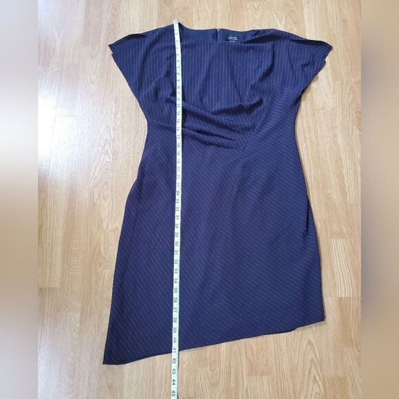 🌹 TAHARI 🌹 Flutter Sleeve Pinstripe Dress - [Size 16, Navy Blue] - Picture 9 of 11